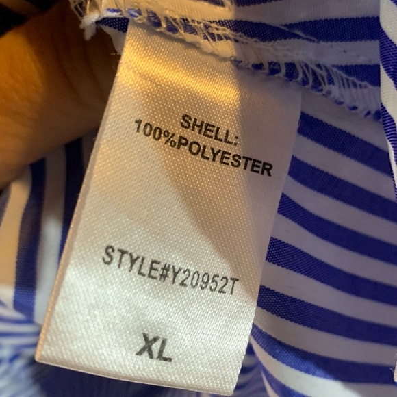 🚫SOLD🚫Tuckernuck Blue & White Striped Blouse Size XL - Picture 3 of 5